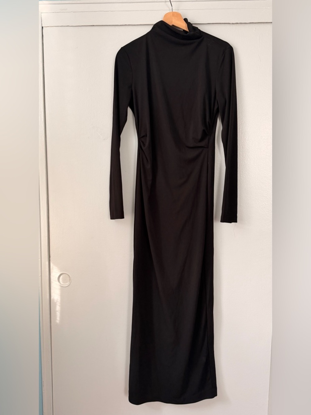 ZARA Classic Black Long-Sleeve Maxi Dress